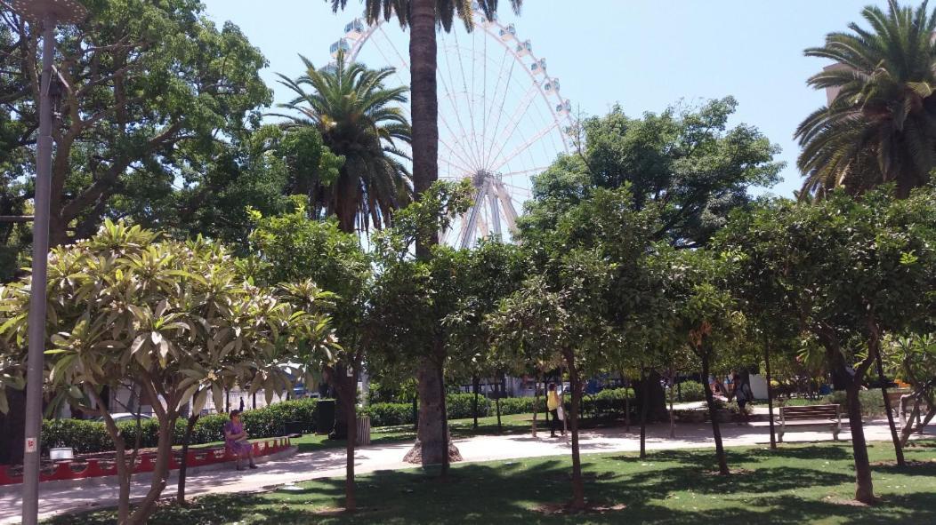 Confortable Habitacion Centrica En Piso Privado Lägenhet Málaga Exteriör bild