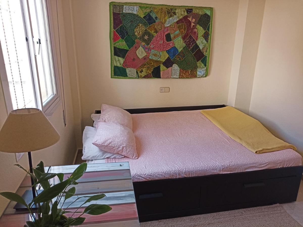 Confortable Habitacion Centrica En Piso Privado Lägenhet Málaga Exteriör bild