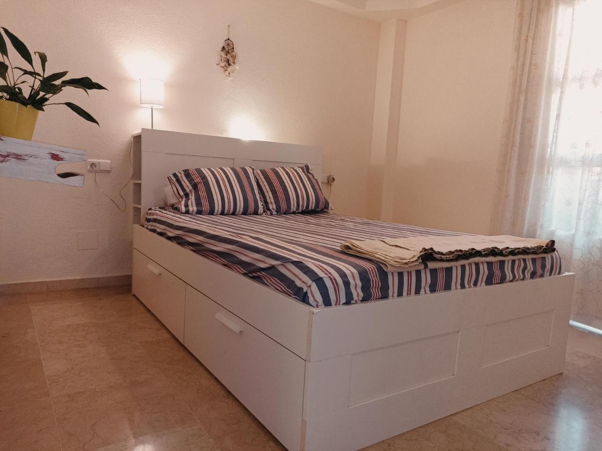 Confortable Habitacion Centrica En Piso Privado Lägenhet Málaga Exteriör bild
