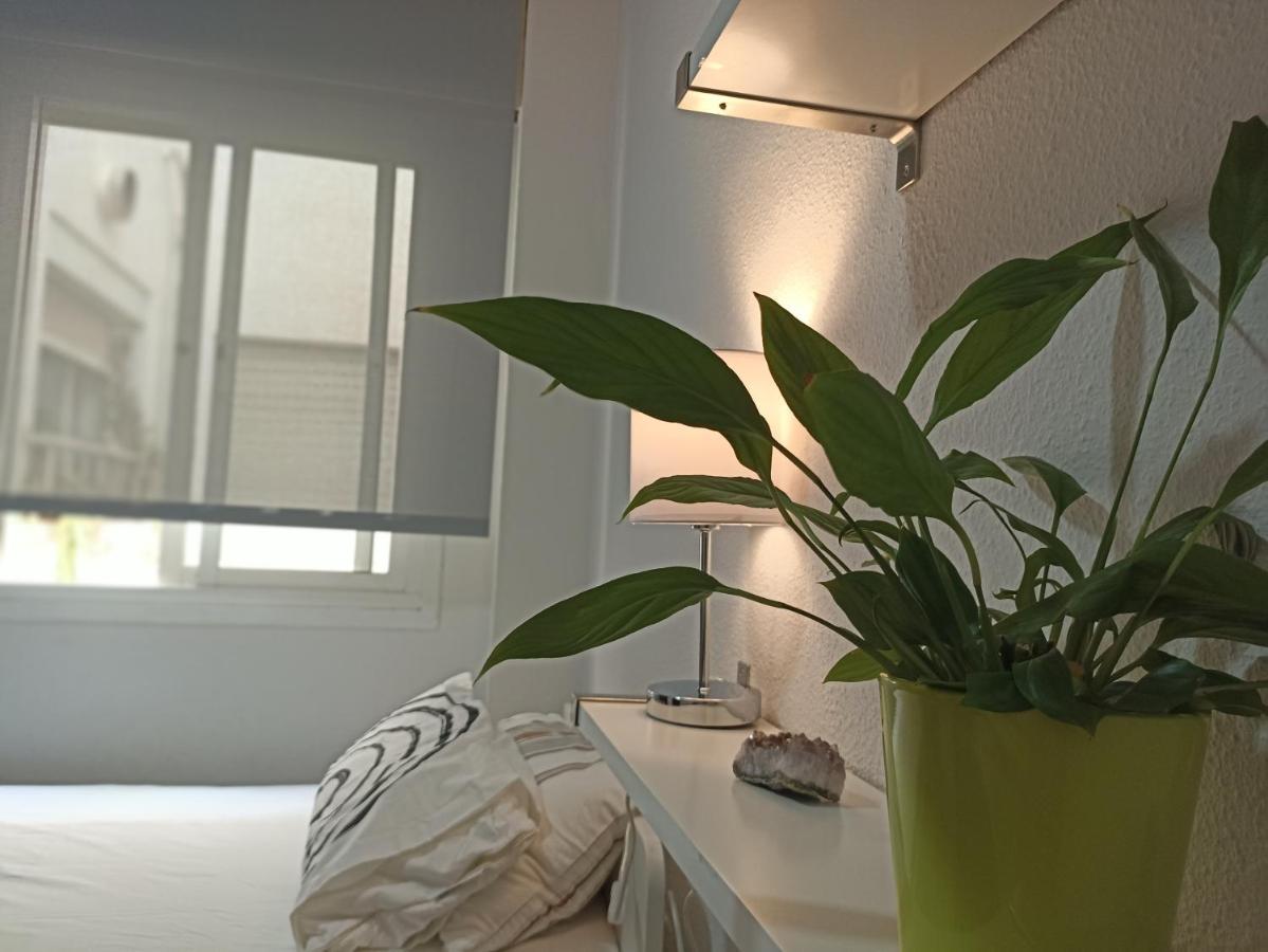 Confortable Habitacion Centrica En Piso Privado Lägenhet Málaga Exteriör bild