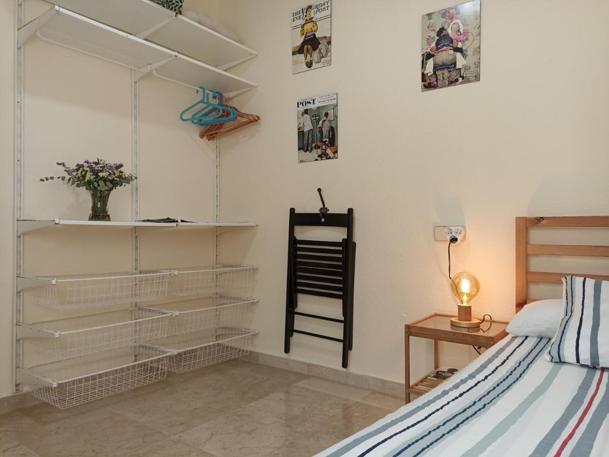 Confortable Habitacion Centrica En Piso Privado Lägenhet Málaga Exteriör bild