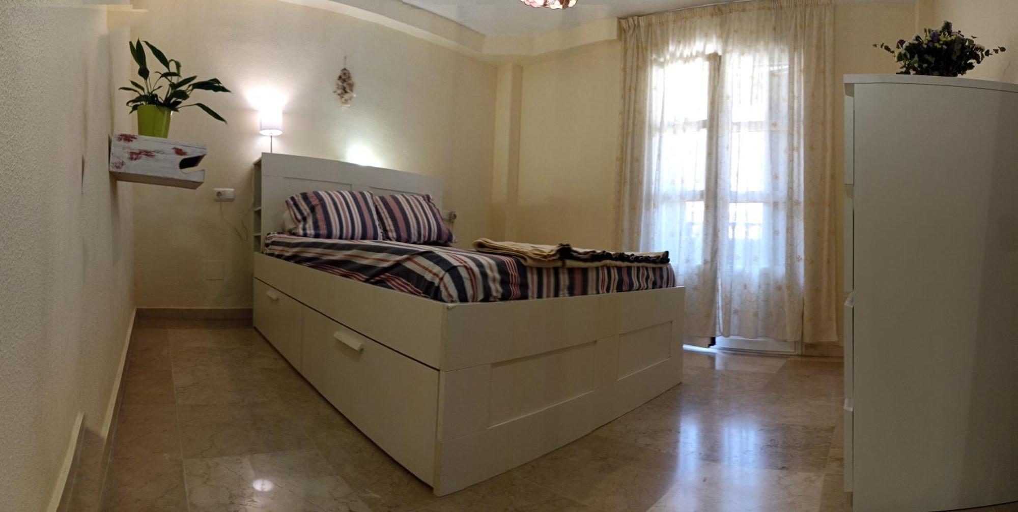 Confortable Habitacion Centrica En Piso Privado Lägenhet Málaga Exteriör bild