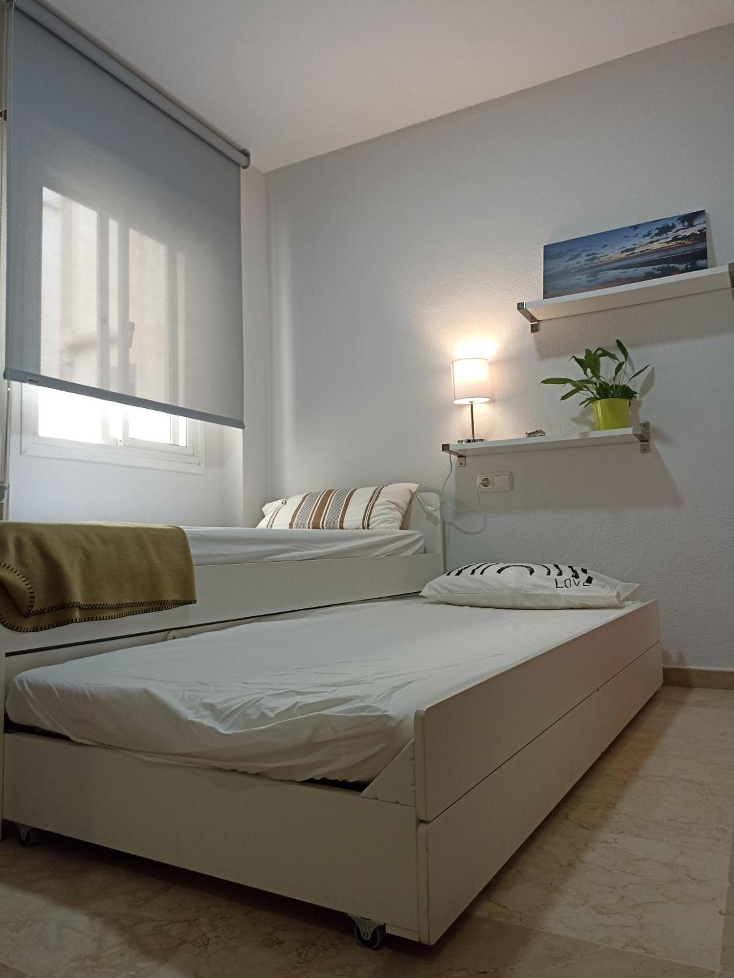 Confortable Habitacion Centrica En Piso Privado Lägenhet Málaga Exteriör bild
